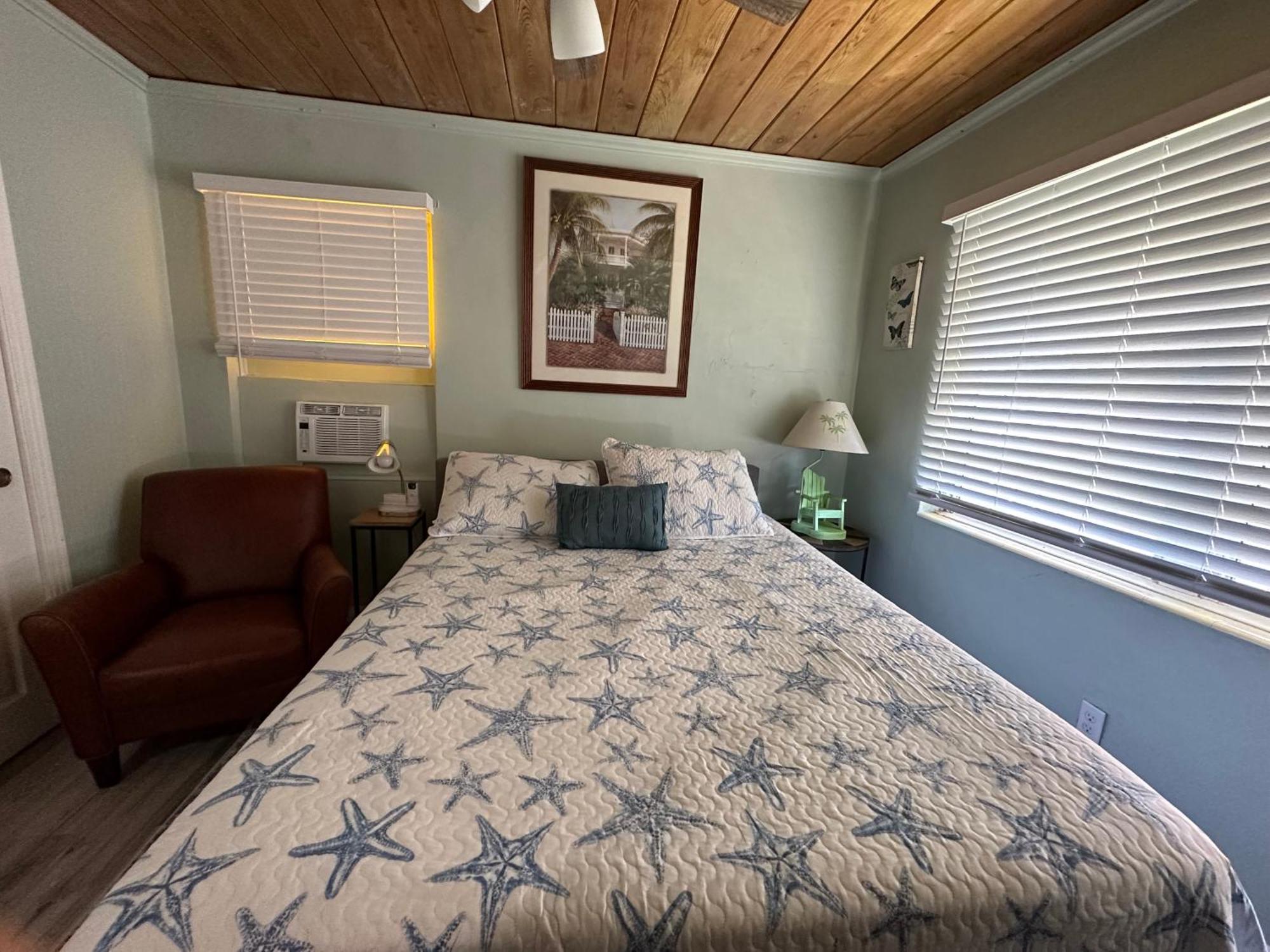 Cozy Retreat: 3-Bedroom House & Cottage with Outdoor Oasis Lake Worth Beach Exterior photo